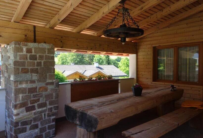 בית מלון כפרי Haus Enzian