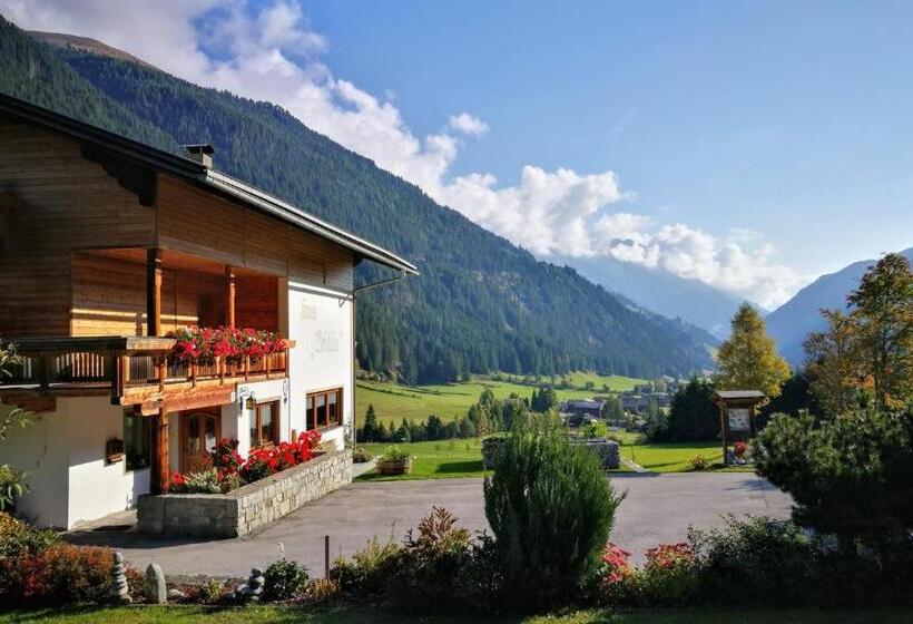酒店 Haus Veidlis, Familie Obkircher