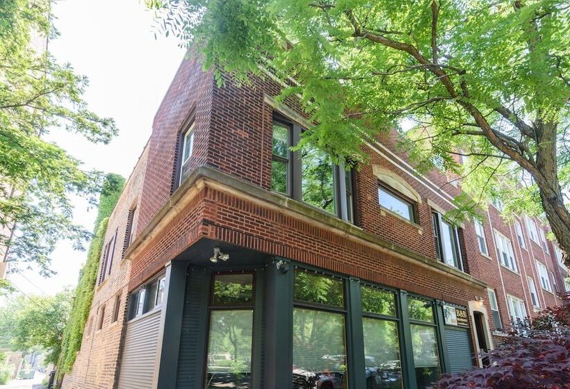 هتل House 5863  Chicago S Premier Bed And Breakfast