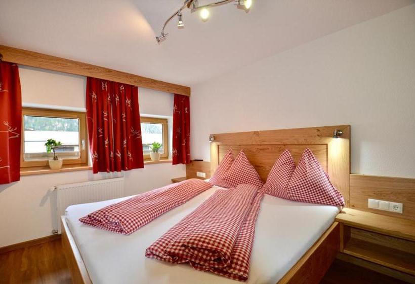 هتل Landhaus Waldhart