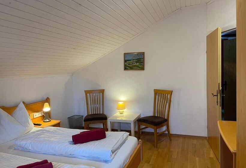 ホテル Pension 's Waldeck