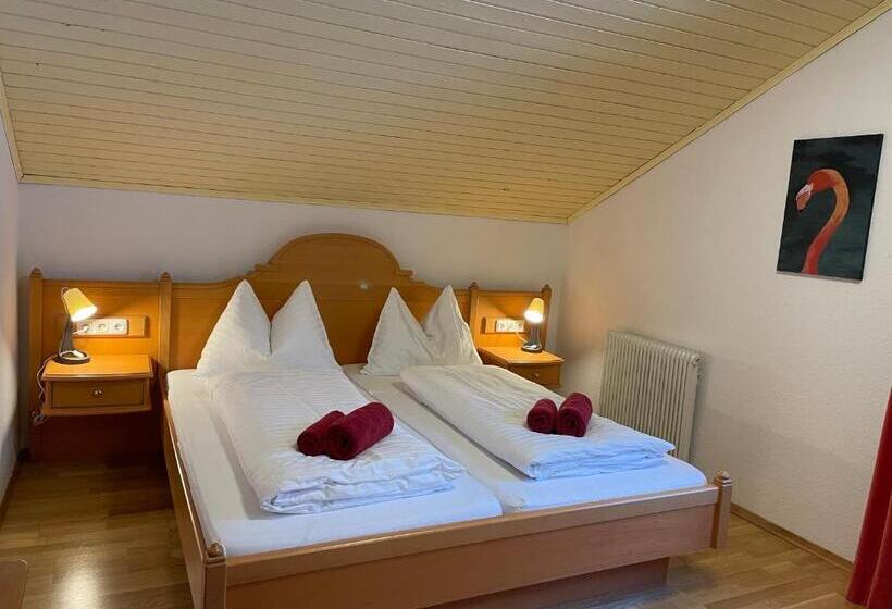 ホテル Pension 's Waldeck