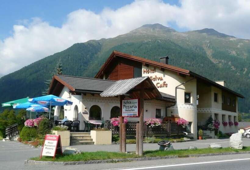 ホテル Pizzeria Selva