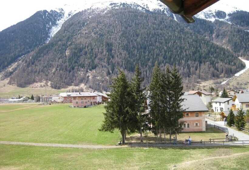 ホテル Pizzeria Selva