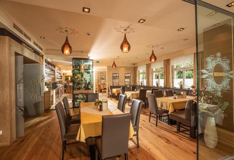 ホテル Restaurant Allmer