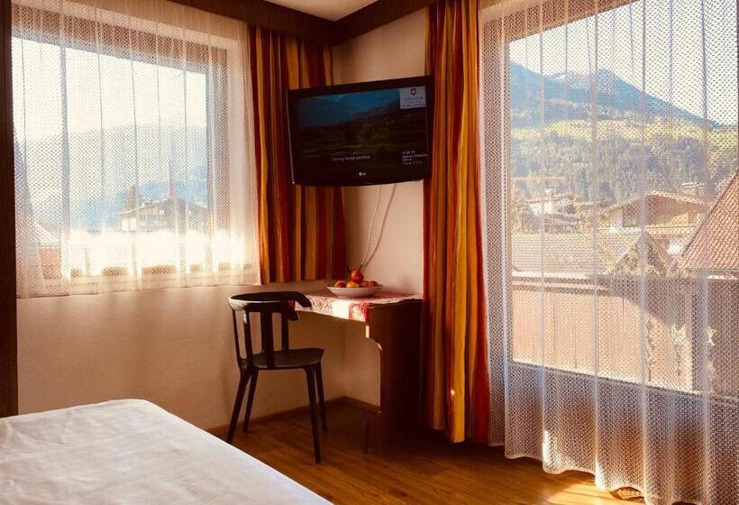 Отель Standlhof Zillertal
