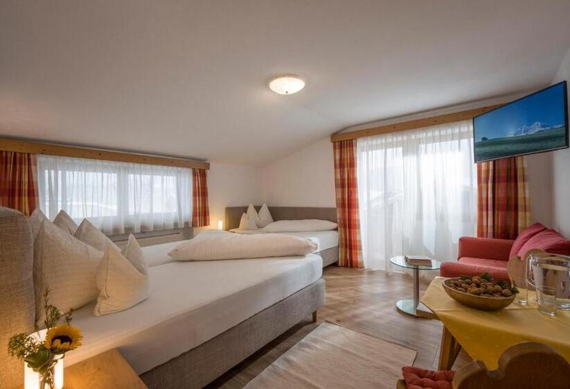 فندق Theresia Garni