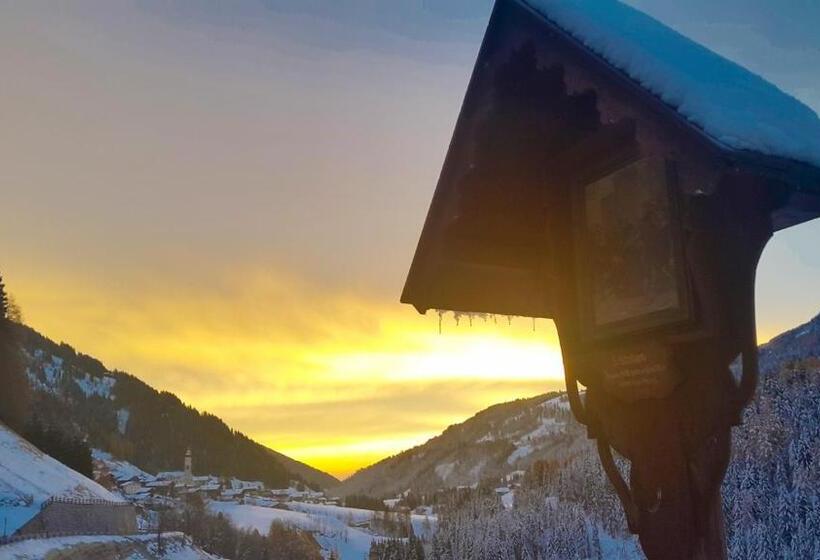 Отель Gasthof Wacht