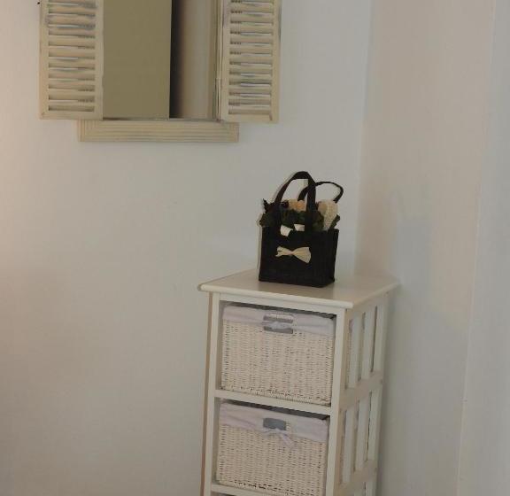 هتل Warmbad Apartments