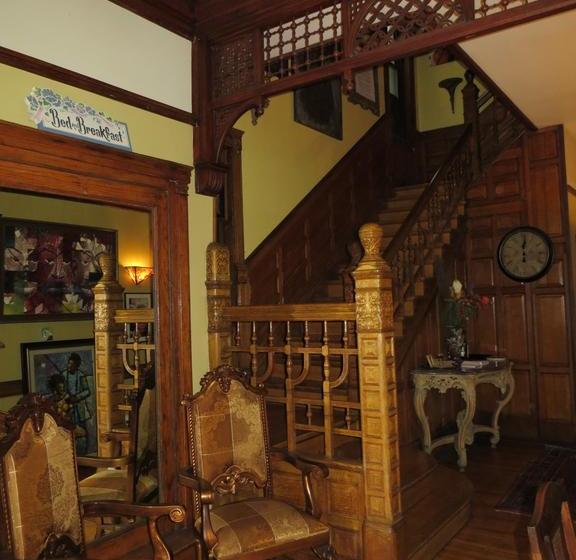 فندق Welcome Inn Manor