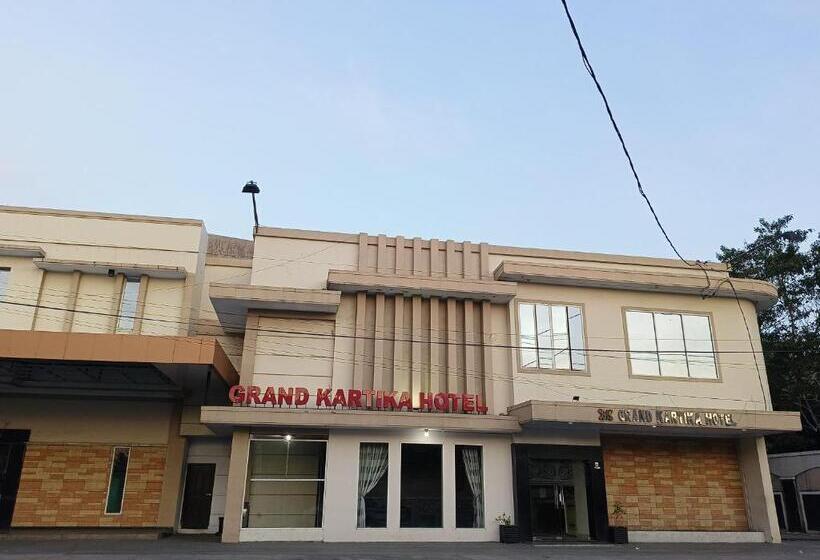 Collection O 93163 Hotel Grand Kartika
