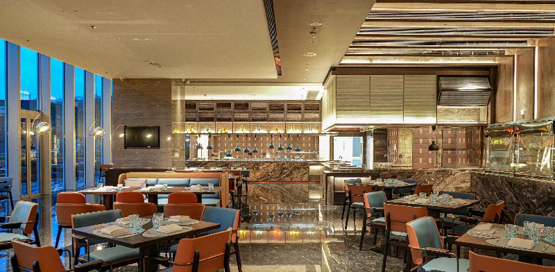 ホテル Crowne Plaza Jiangmen Binjiang, An Ihg