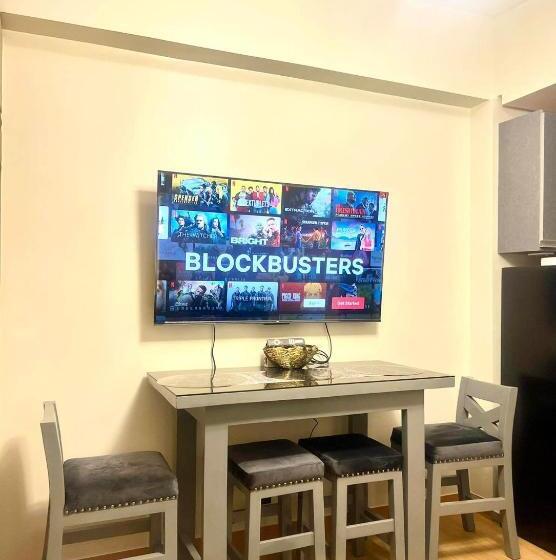 בית מלון כפרי Four Angels  Staycation In Trees Residences Near Sm Fairview