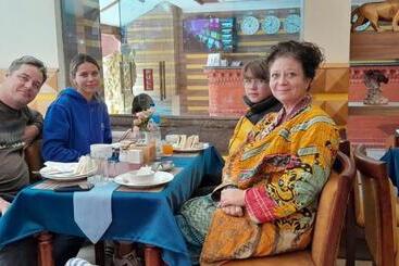 هتل Grand Yak Boutique