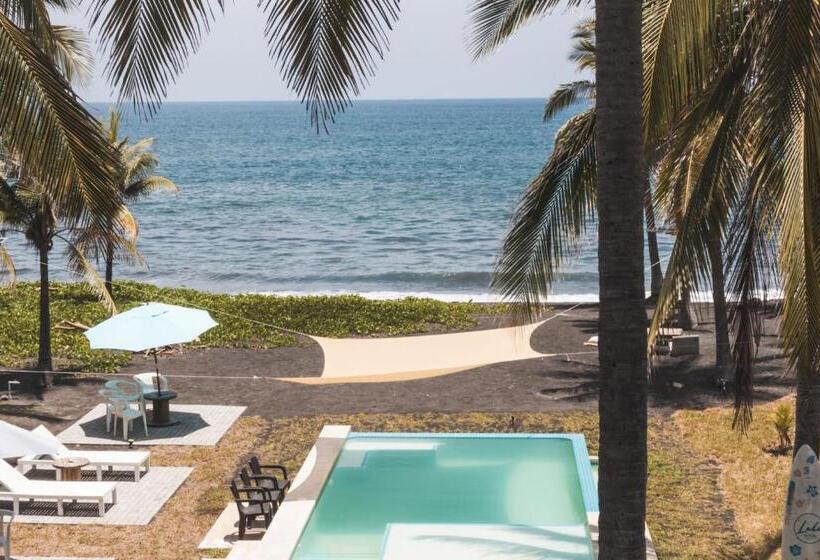 Lali Beach Hotel Boutique