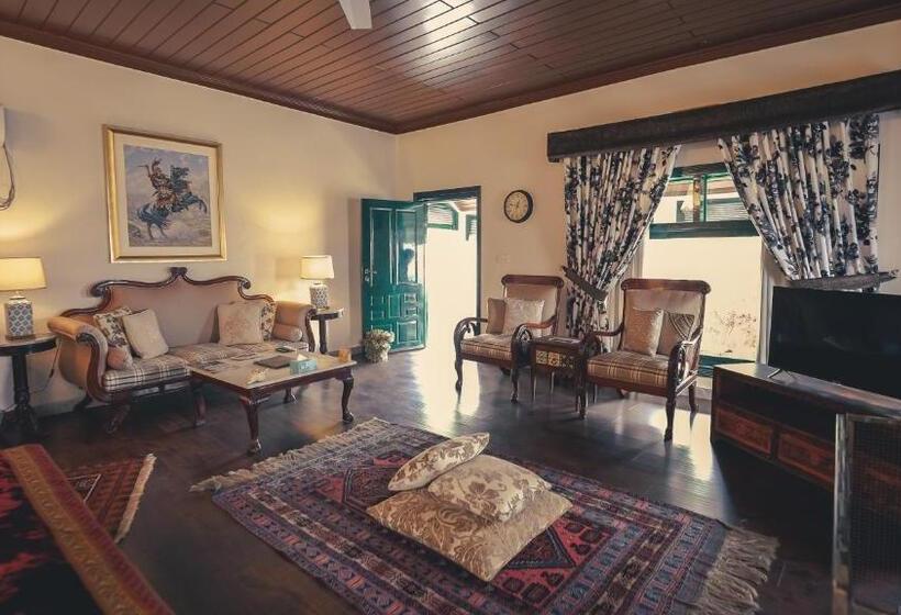 هتل Magpie Lodge