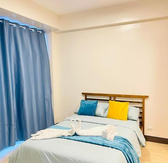 Mactan Newtown Condo By Ejb