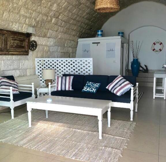پانسیون Le Blanc Bleu