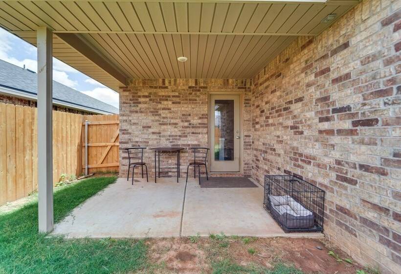 Pet Friendly Lubbock Home   10 Mi To Downtown