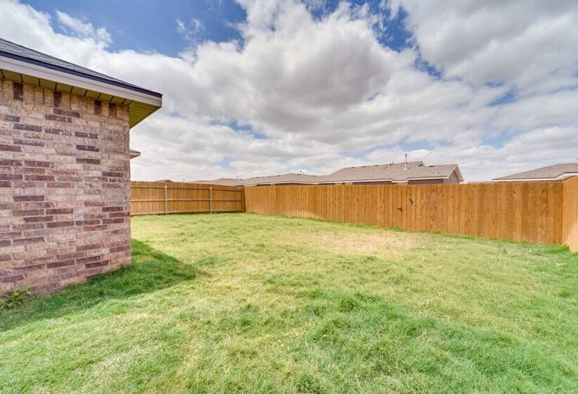 Pet Friendly Lubbock Home   10 Mi To Downtown