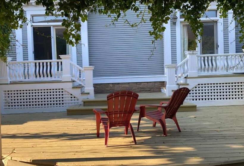 The Boardwalk Inn