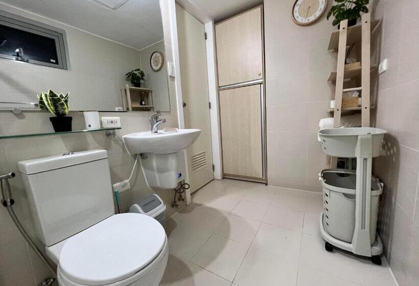 1br Unit With Spectacular View Monaco Tower 1430a