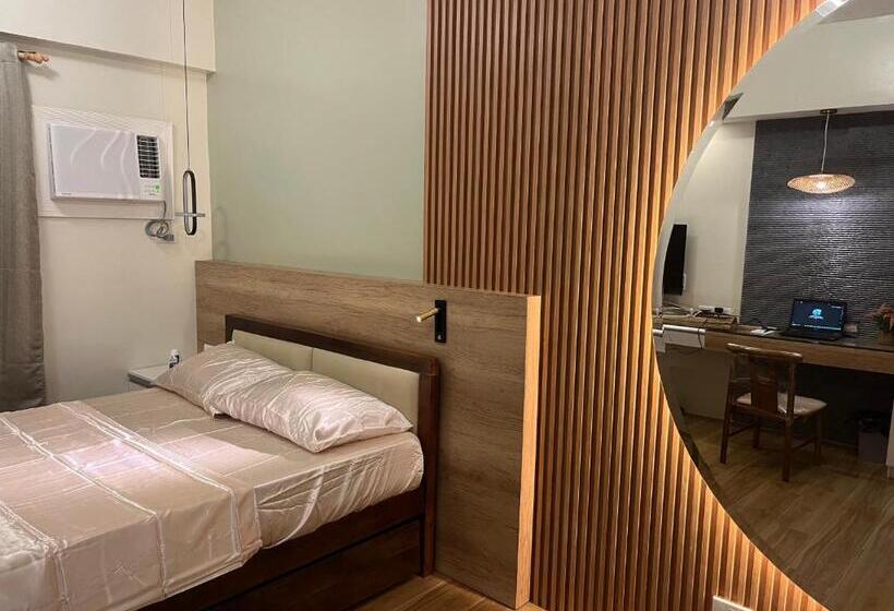 Aesthetic Functional Minimalist Space Sunvida Tower Sv1716
