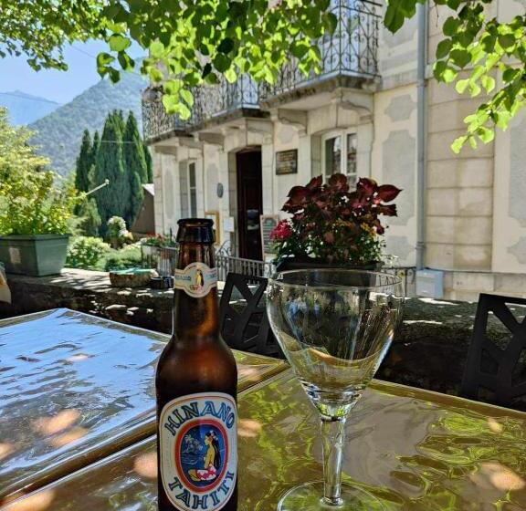 ユースホステル Auberge Du Crabère