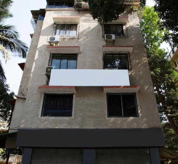 تختخواب و صبحانه Agrawal Bhavan Budget Stay Only For Indians