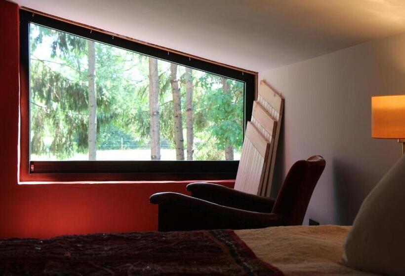 تختخواب و صبحانه De Tuinkamer