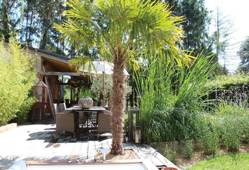 تختخواب و صبحانه De Tuinkamer