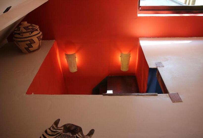 تختخواب و صبحانه De Tuinkamer