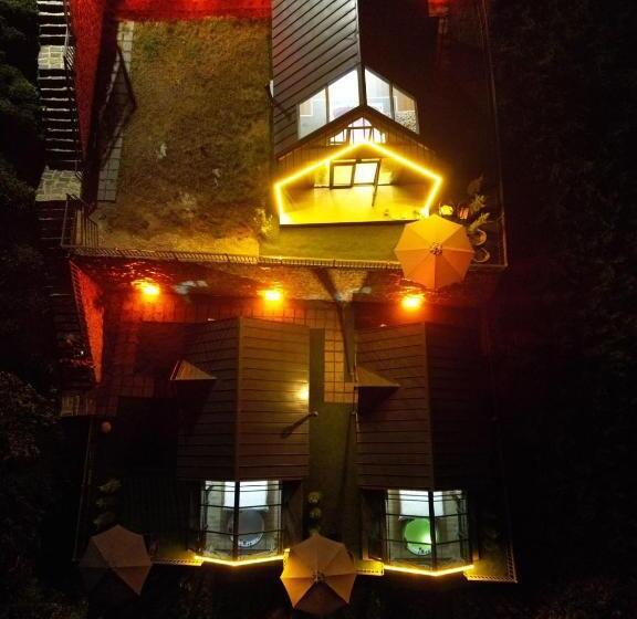 ベッドアンドブレックファースト Woodlife Bungalov