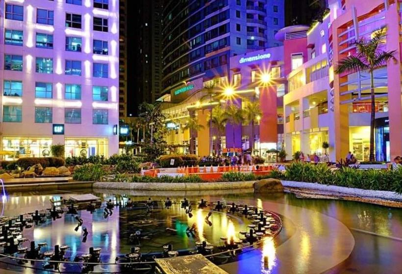 Eastwood Global Plaza Luxury Residences In 43rd Floor With City Sky View