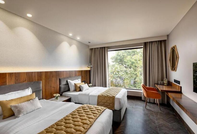 فندق Lakshya Inn
