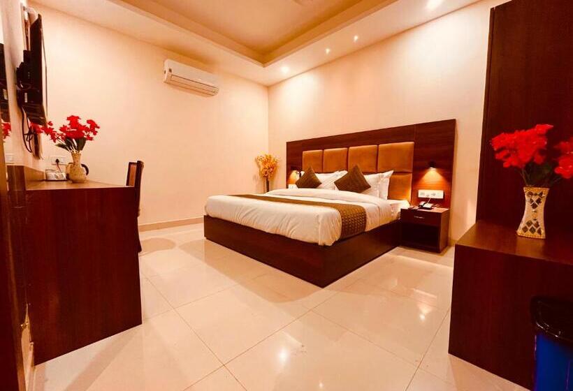 Отель Olive Vault, Most Awarded Property In Haridwar