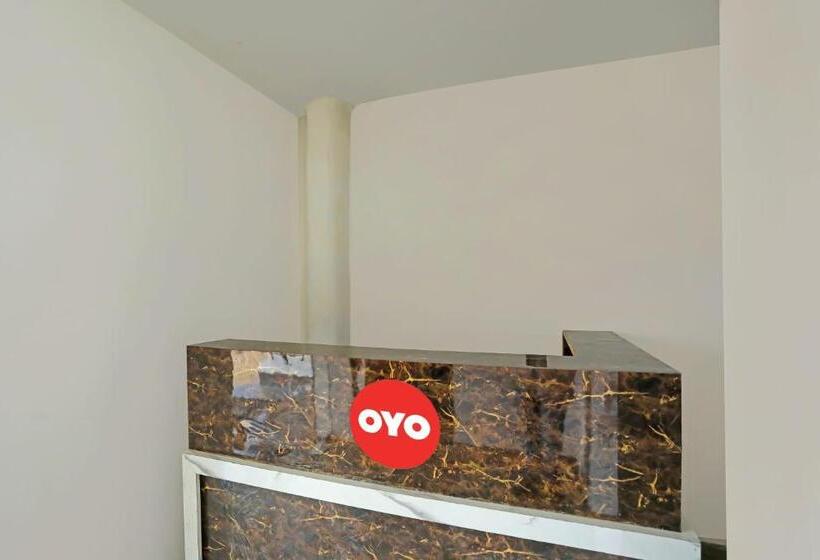 فندق Oyo Flagship Townhome Inn