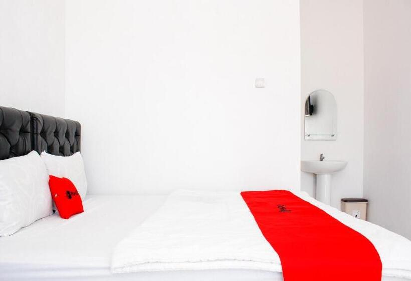 فندق Reddoorz Syariah Near Kawasan Wisata Gunung Prau Dieng