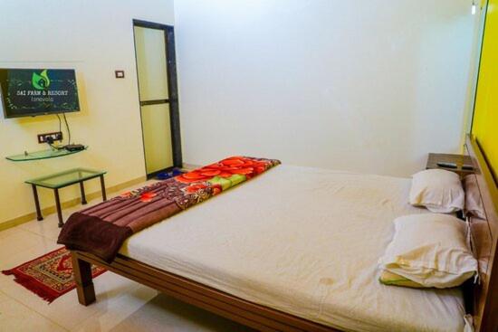 בית מלון כפרי Saifarm Resort Lonavala