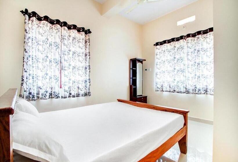 ホテル Staymaker Sri Annapoorneshwari Residency