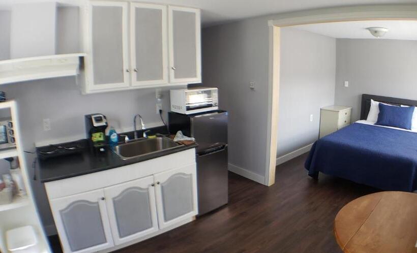 Мотель Capeway Extended Stay Lodge
