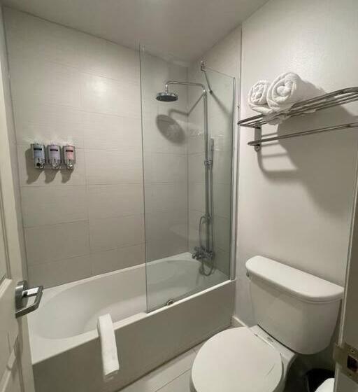 Newly Renovated Room In Cozy Hotel Near Disney 2