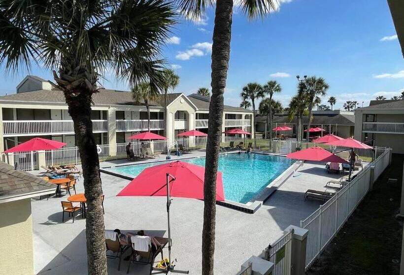 Newly Renovated Room In Cozy Hotel Near Disney 2