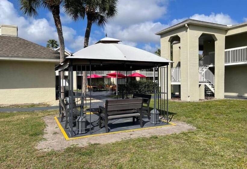 Newly Renovated Room In Cozy Hotel Near Disney 2