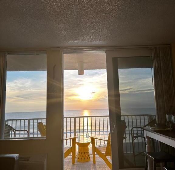 Oceanfront Oasis