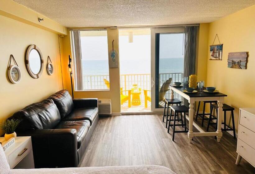 Oceanfront Oasis
