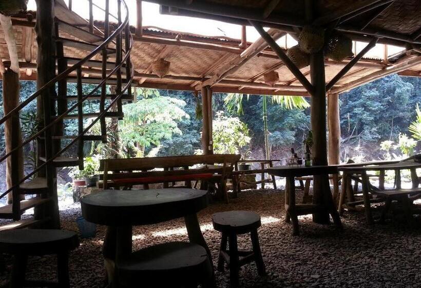 پانسیون Back To Nature Ecotourism