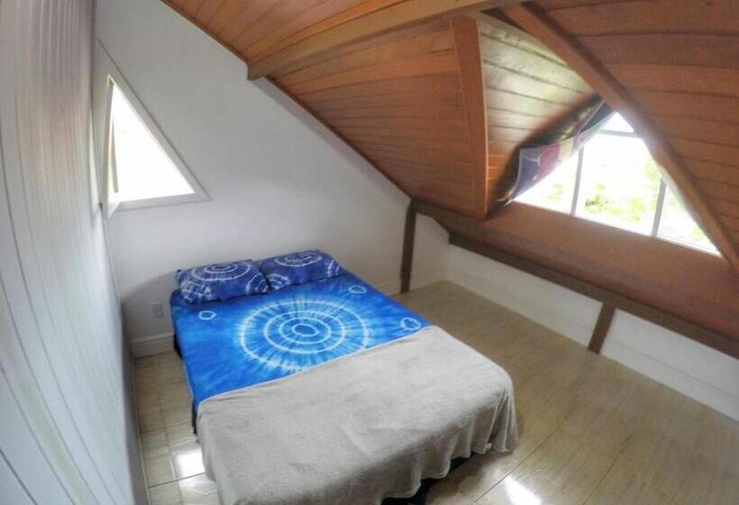 Quartos Privativos Pinheira   Hostel Pinheira
