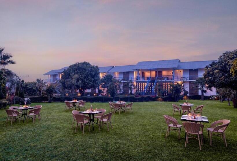אתר נופש Justa Lazy Haven Corbett, Uttarakhand