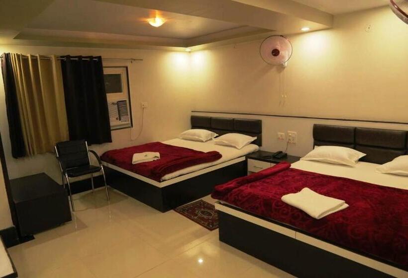 Venus Hotel 5 Minute Walking Distance From Dargah